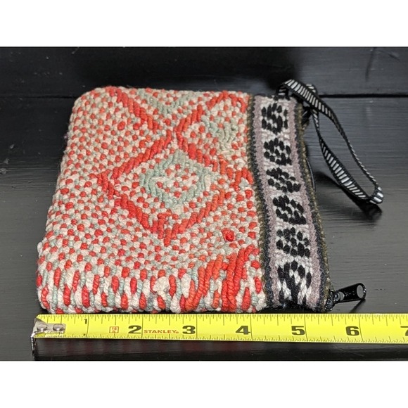Women's Woven Alpaca Clutch/Wristlet 6" x 9" Zippered Coral/Seafoam/Black - Picture 5 of 5